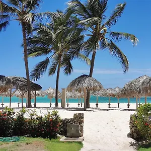 Hotel Sol Caribe Suites - Playa Los Corales - Beach Club, Wifi, Swimming Pool - Calle Aruba